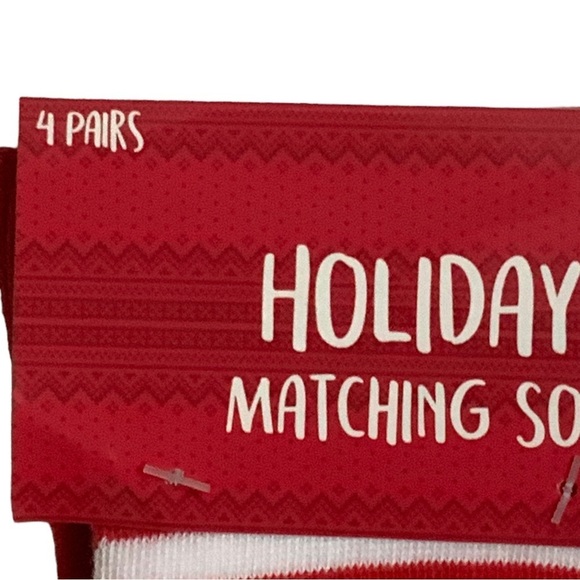 Holiday Family Socks 4 Pack Matching Christmas Set Santa Mrs Clause and 2 Elves - Picture 8 of 15